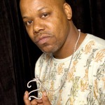 Too Short Gets 2 Bitches With Microsoft Exec [VIDEO]