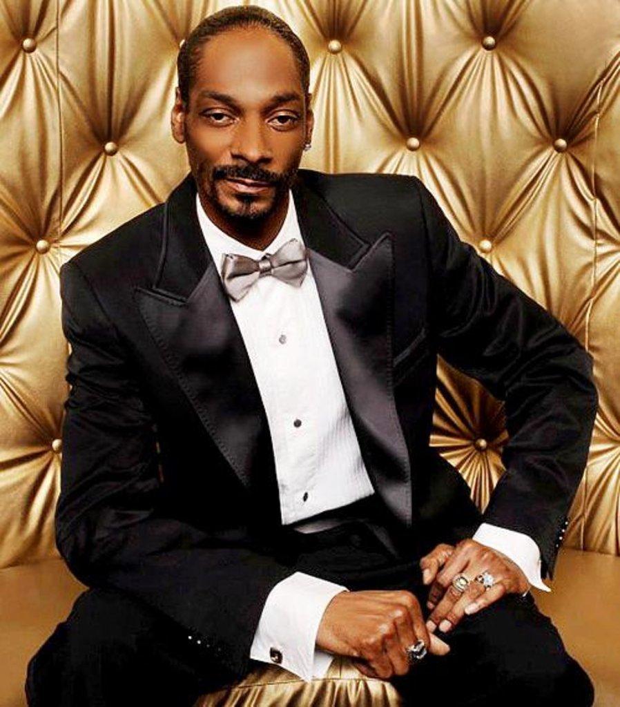 Snoop Dogg to Appear On Paris Hilton’s Next Album [VIDEO]