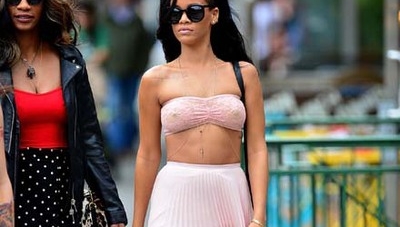 Rihanna’s Nipple Slips In New York