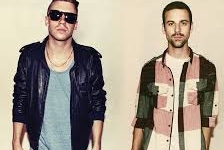 Macklemore & Ryan Lewis Smash Hip-Hop Competition With VMA Knockout [VIDEOS]