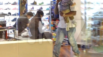 50 Cent Caught Up In Mall Fight