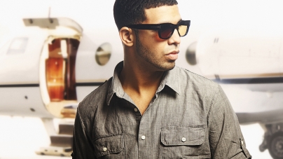 iPhone App Allows Drake Fans To Text Drake Lyrics With Ease